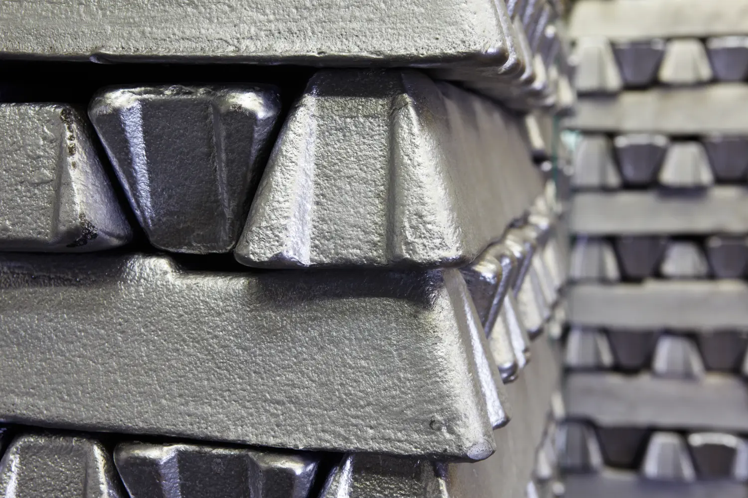 Pufferbestand an Aluminiumstangen 